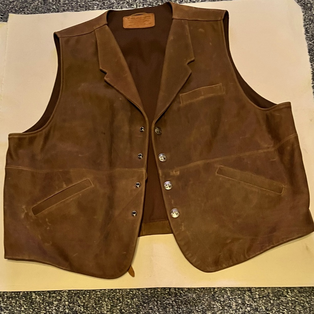 Men’s Leather Vest
